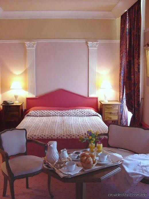 Le Cedre De Soyons Otel Oda fotoğraf