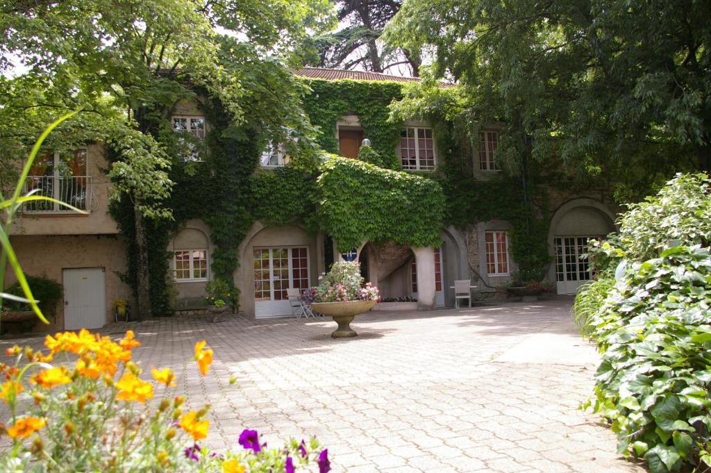 Le Cedre De Soyons Otel Dış mekan fotoğraf